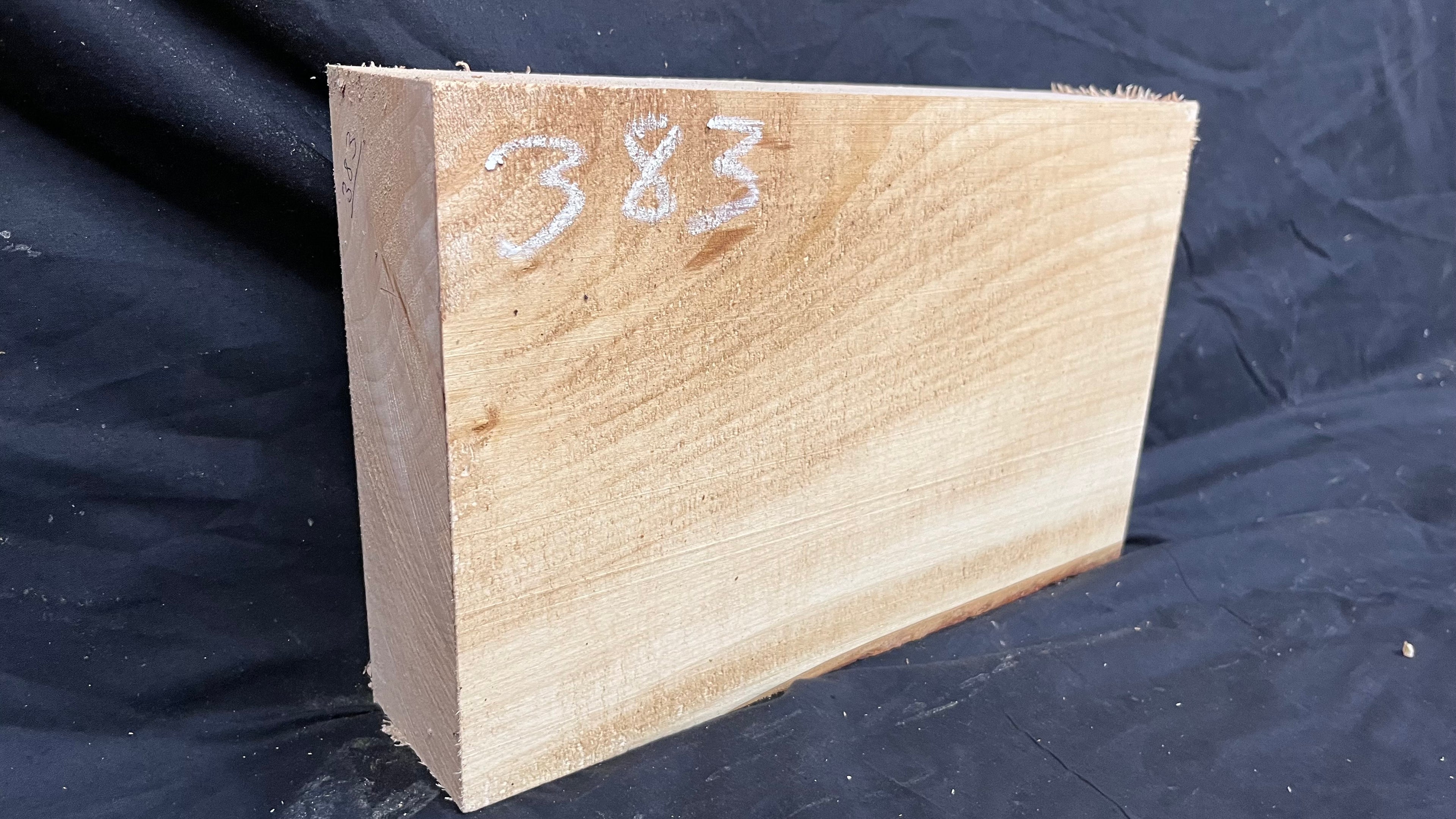 Lime wood carving block, 364 L x 228 W x 82 D mm        (383)