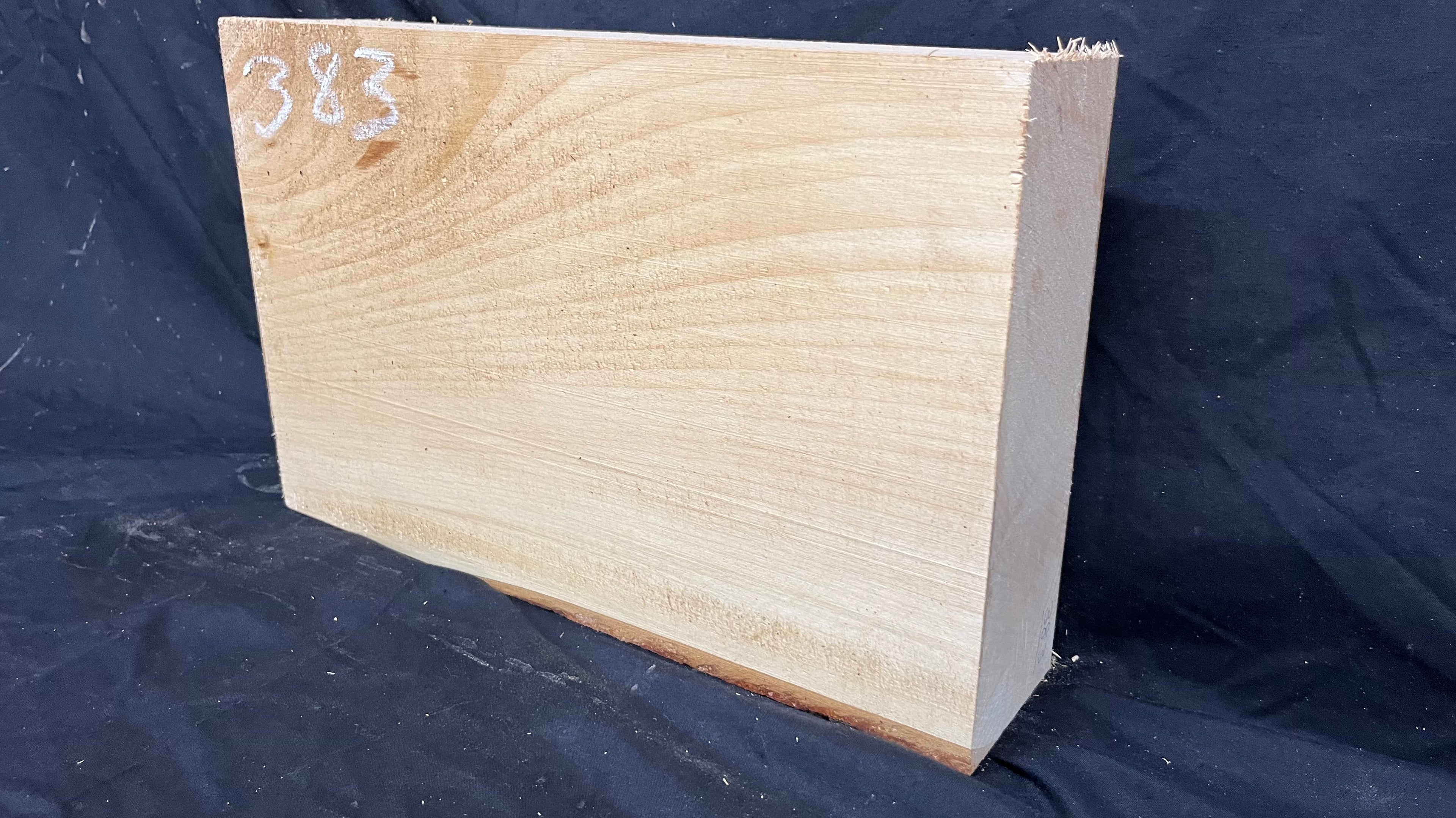 Lime wood carving block, 364 L x 228 W x 82 D mm        (383)
