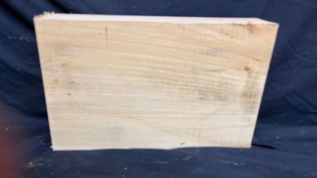 Lime wood carving block, 364 L x 228 W x 82 D mm        (383)