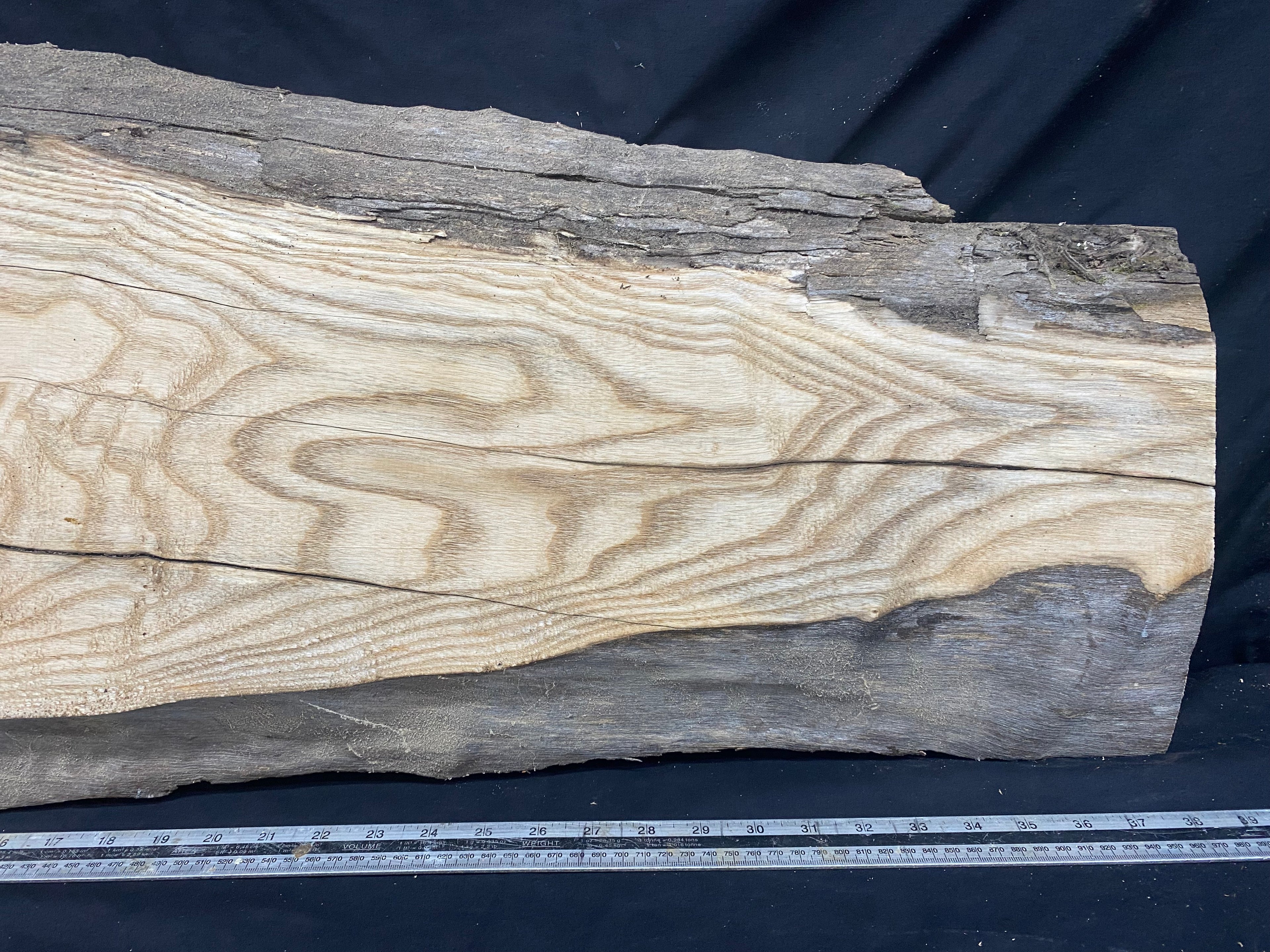Hardwood ash, plank, 992 L x 392 W x 39 D mm     (338)