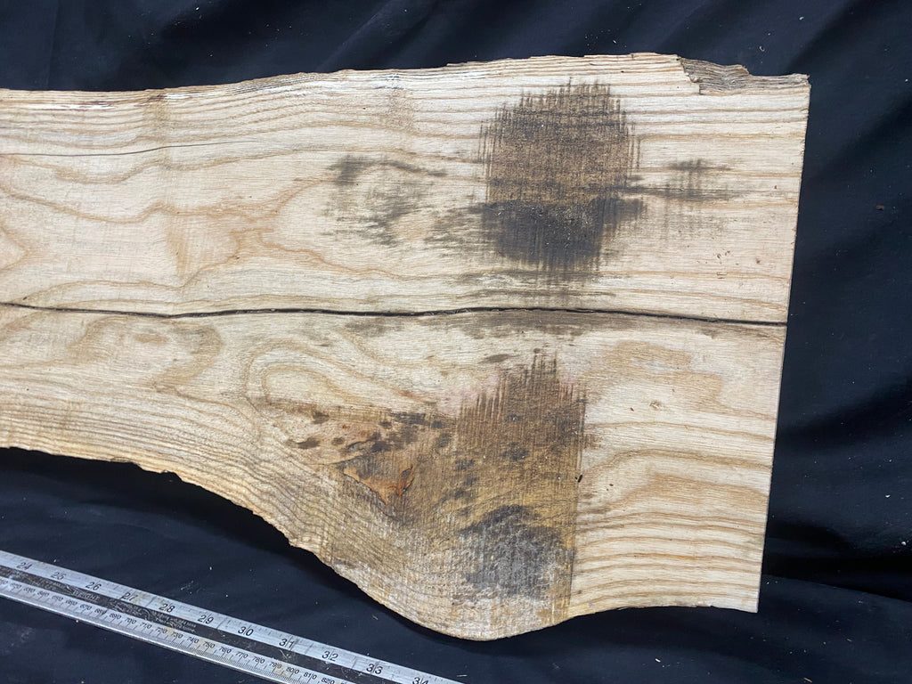 Hardwood ash, plank, 1041 L x 328 W x 41 D mm     (339)