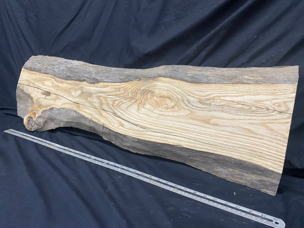 Hardwood ash, plank, 1041 L x 328 W x 41 D mm     (339)