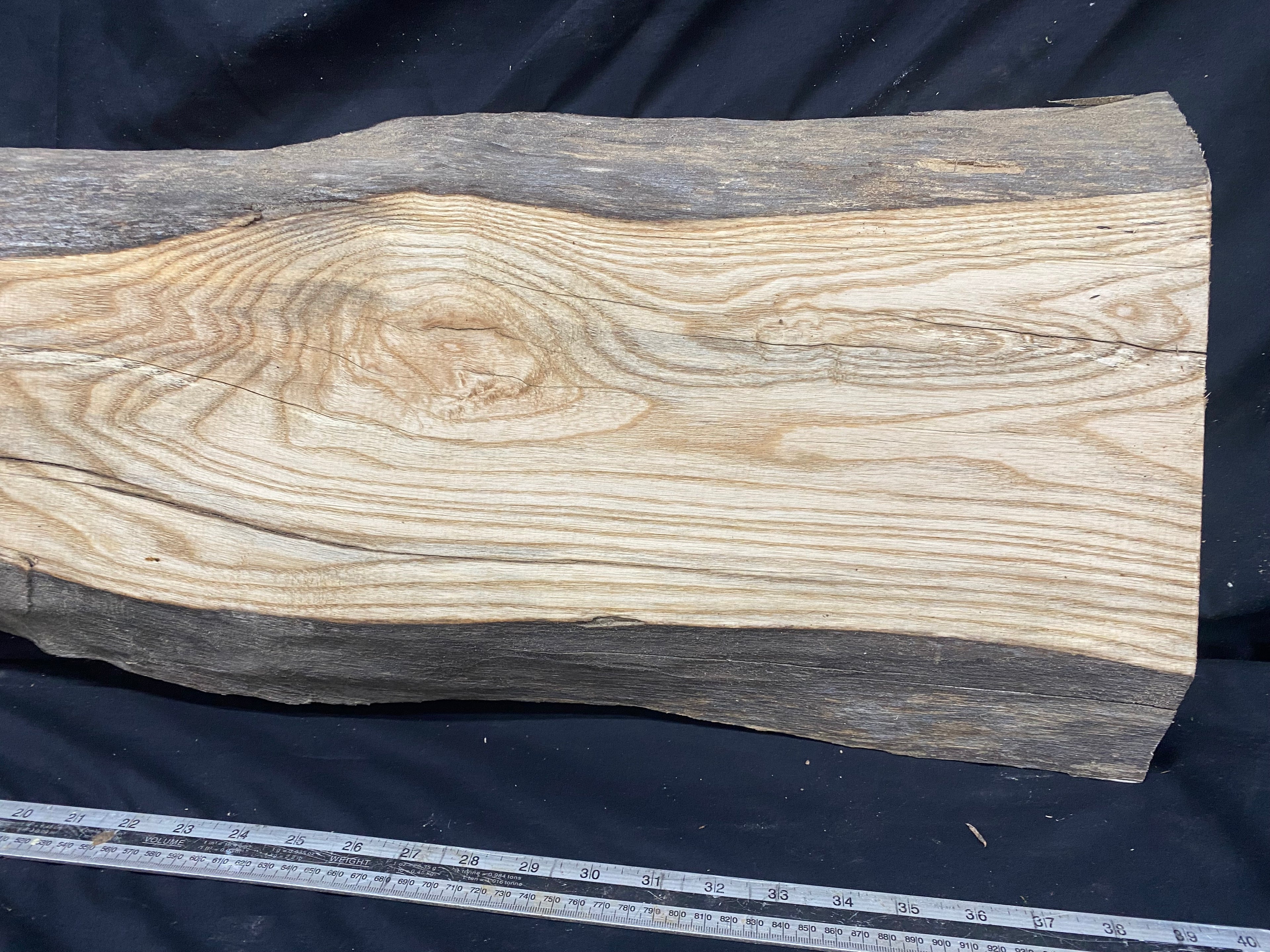 Hardwood ash, plank, 1041 L x 328 W x 41 D mm     (339)