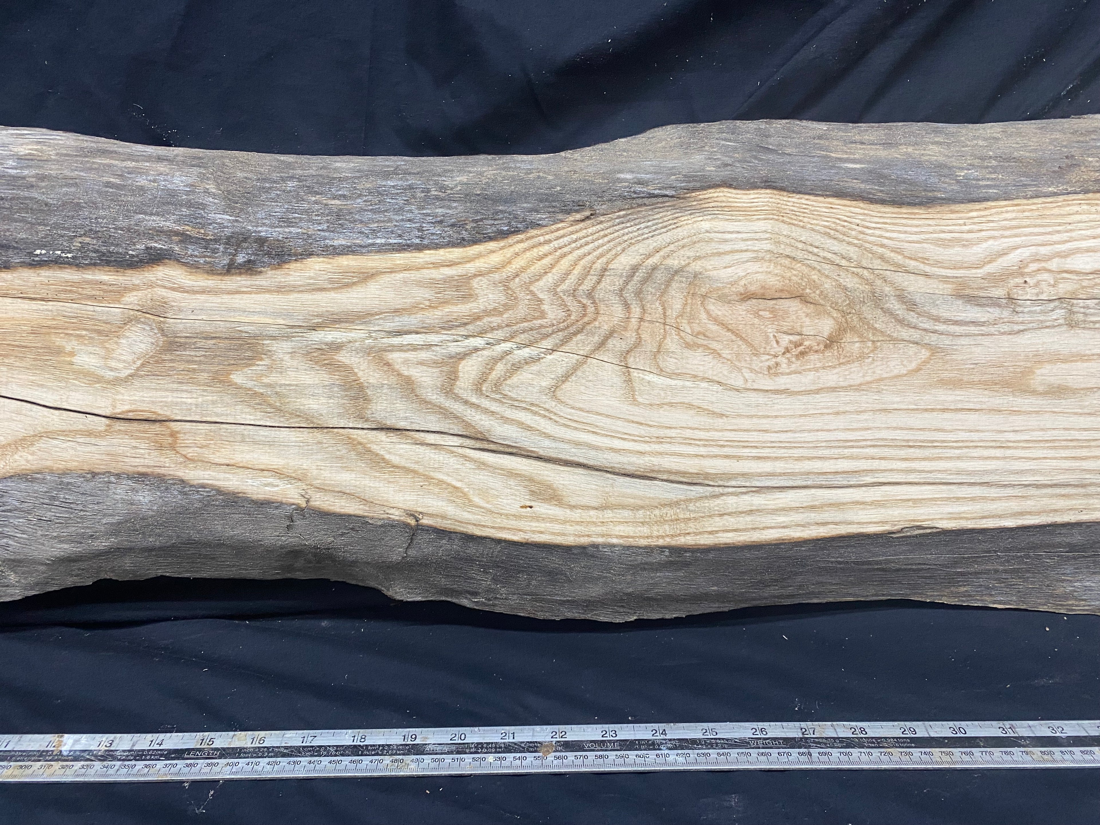 Hardwood ash, plank, 1041 L x 328 W x 41 D mm     (339)