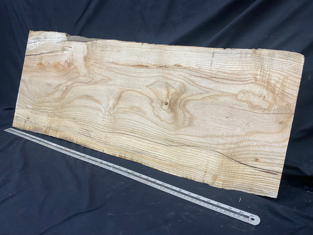 Hardwood ash, plank, 1069 L x 434 W x 39 D mm     (340)