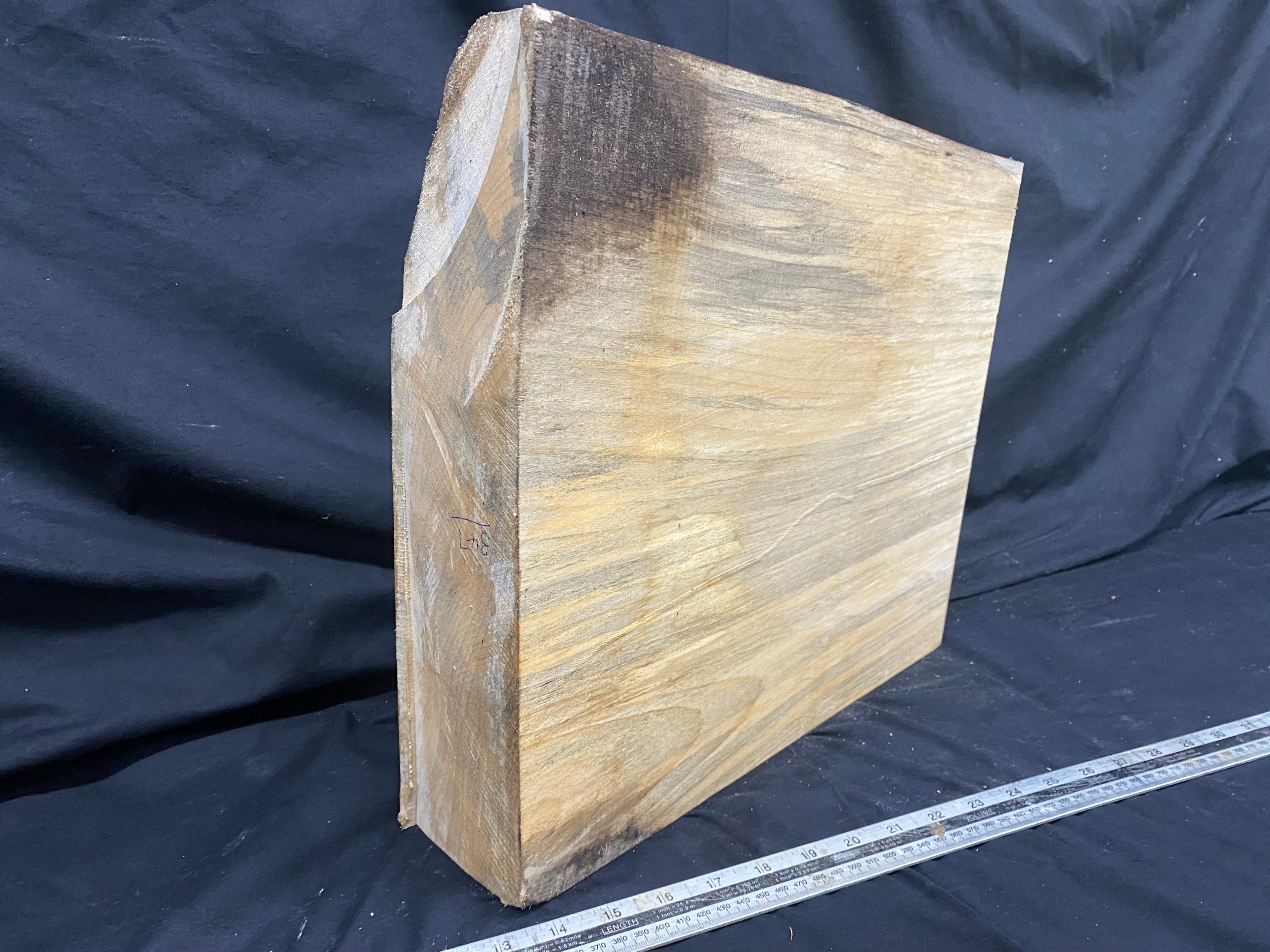 woodcarving or sculpting lime wood 370 L x 365 W x 87 D mm    (347)