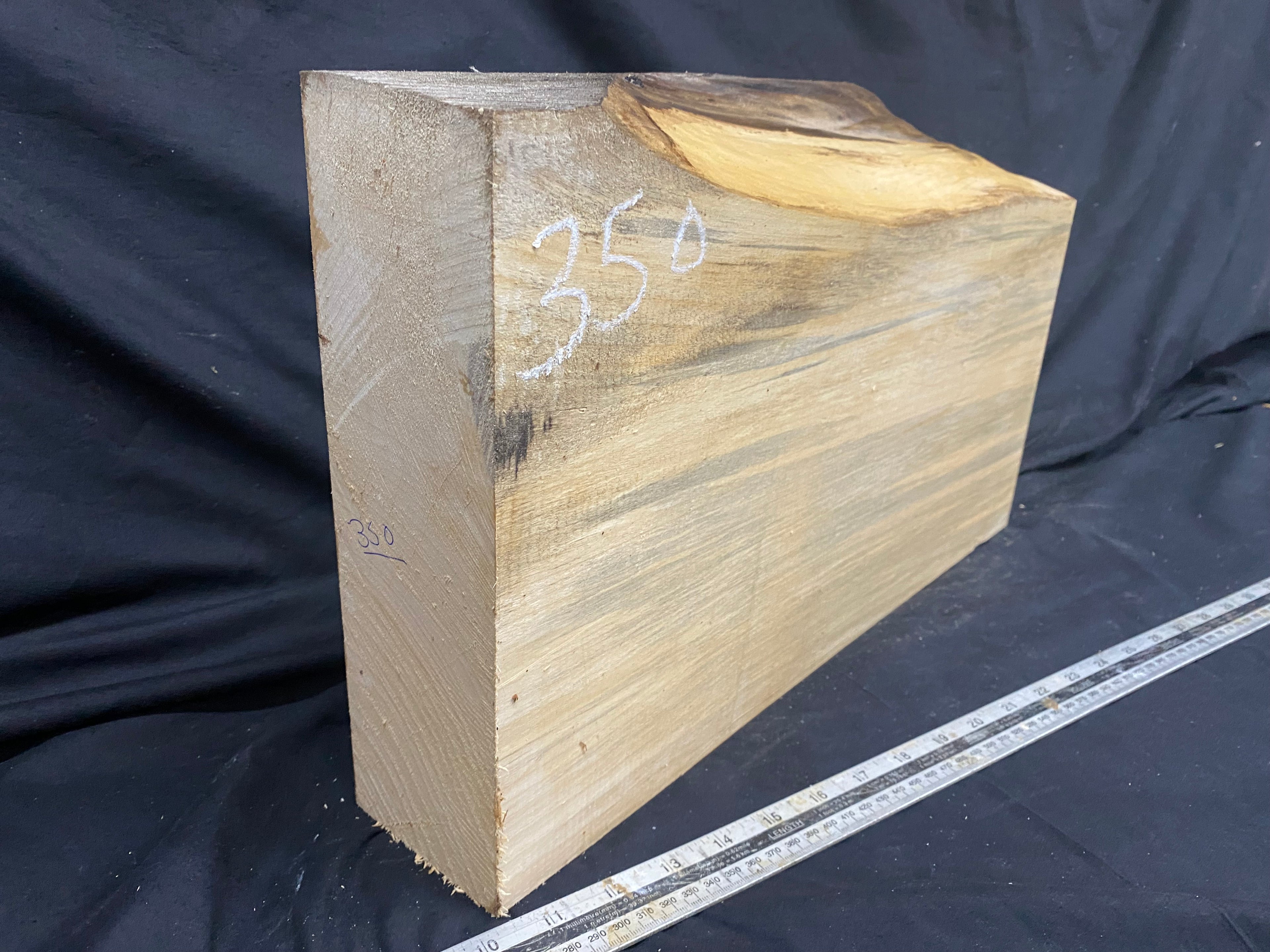 woodcarving or sculpting lime wood 478 L x 285 W x 86 D mm    (350)