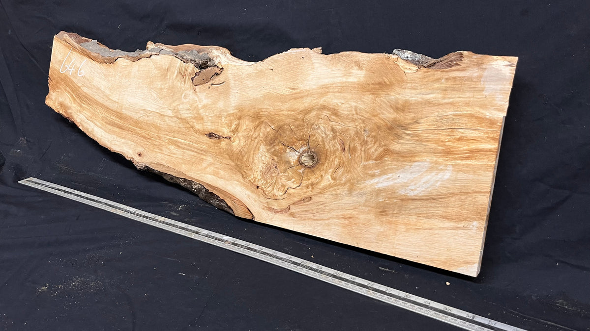 Hornbeam resin table project, shef, mantle 954 L x 294 W x 37 D mm  (646)
