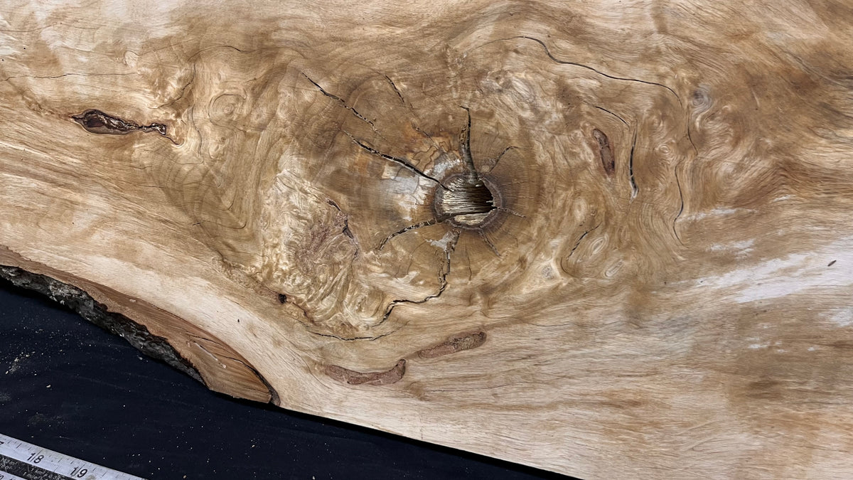 Hornbeam resin table project, shef, mantle 954 L x 294 W x 37 D mm  (646)