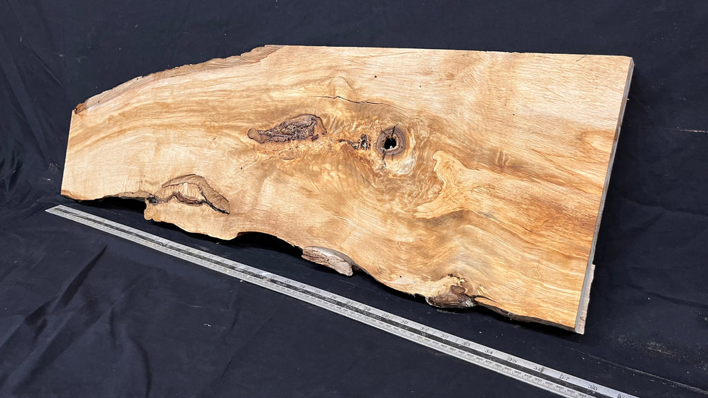 Hornbeam resin table project, shef, mantle 954 L x 294 W x 37 D mm  (646)