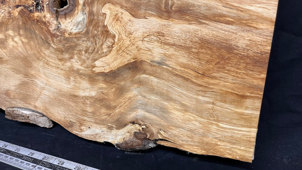 Hornbeam resin table project, shef, mantle 954 L x 294 W x 37 D mm  (646)