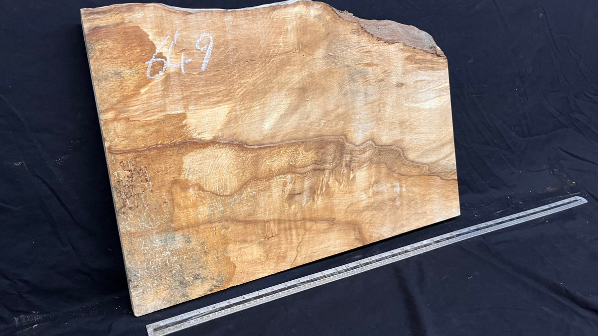 Hornbeam chopping board, shelf, mantle 678 L x 460 W x 42 D mm  (649)