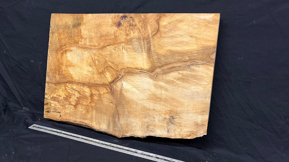 Hornbeam chopping board, shelf, mantle 678 L x 460 W x 42 D mm  (649)