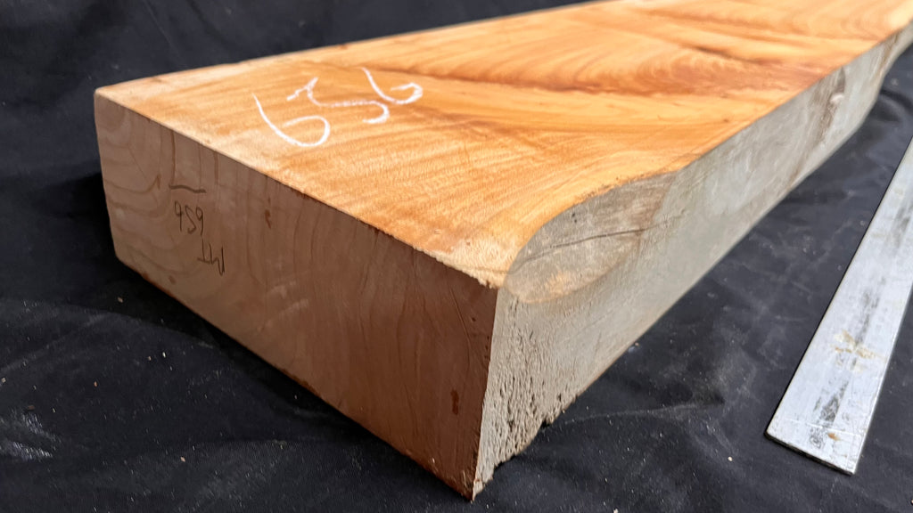 Old pine fire place mantle piece 1168 L x 200 W x 78 D mm  (mt656)