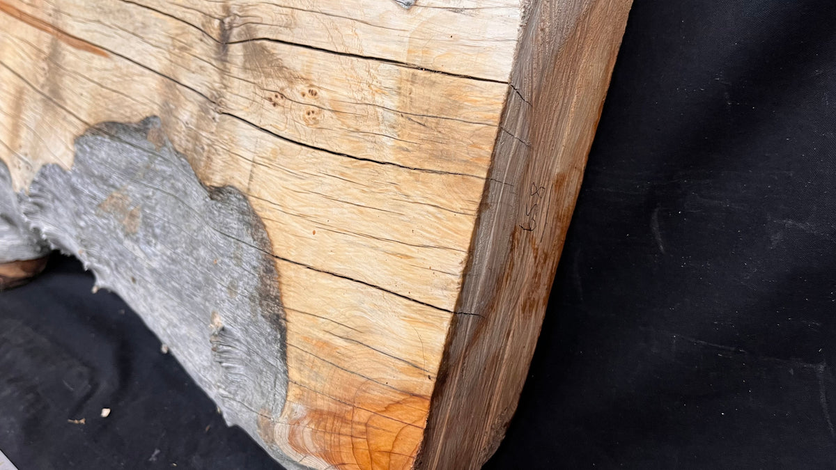 Coffee table top yew, slab, board 873 L x 388 W x 67 D mm    (658)