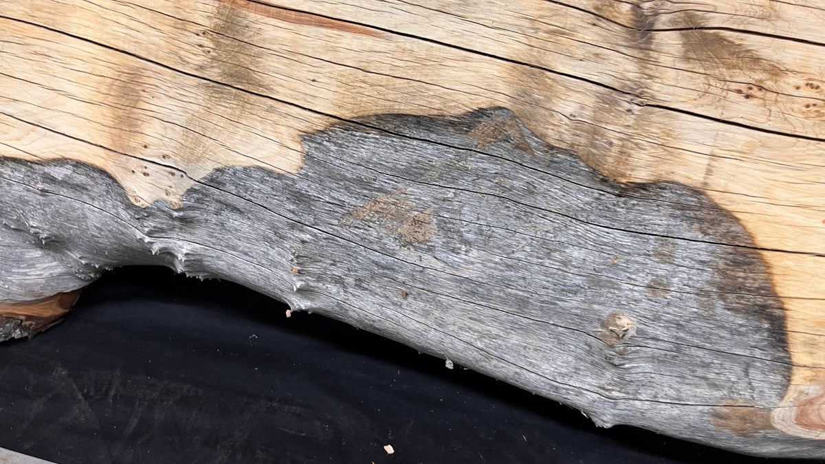 Coffee table top yew, slab, board 873 L x 388 W x 67 D mm    (658)