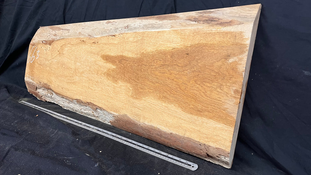 Oak hardwood coffee table top 1123 L x 499 W x 55 D mm     (mf663)