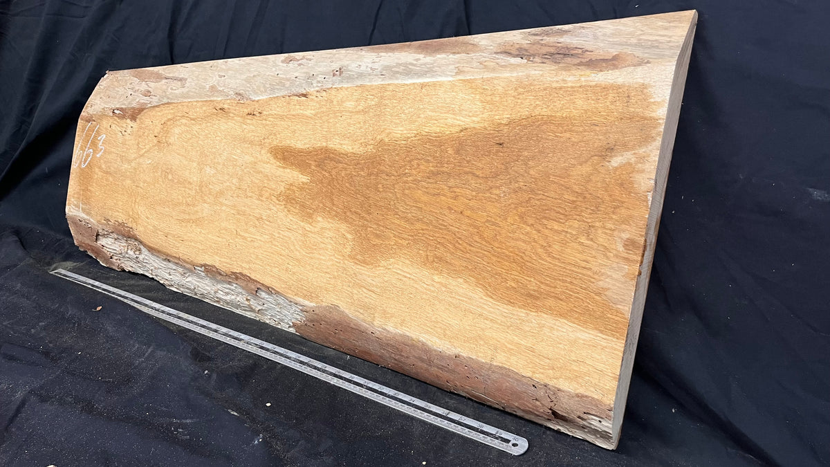 Oak hardwood coffee table top 1123 L x 499 W x 55 D mm     (mf663)