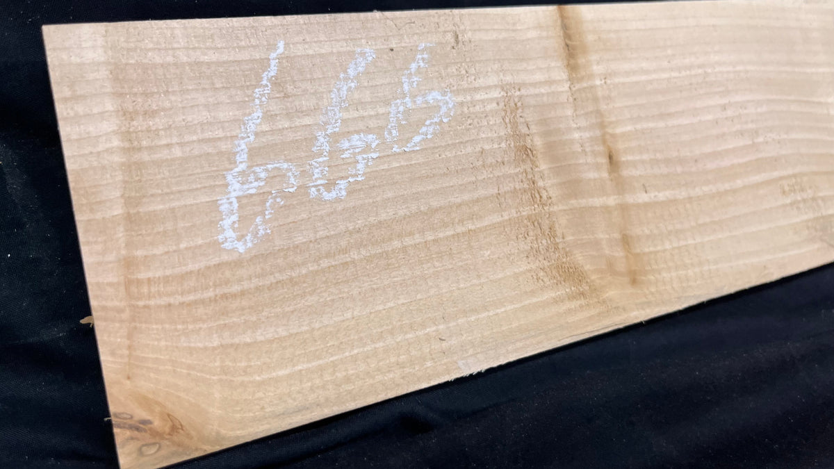 Lime wood carving block, 868 L x 108 W x 28 D mm        (0666)