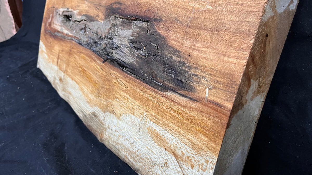 London Plane resin table blank 727 L x 404 W x 62 D mm       (670)