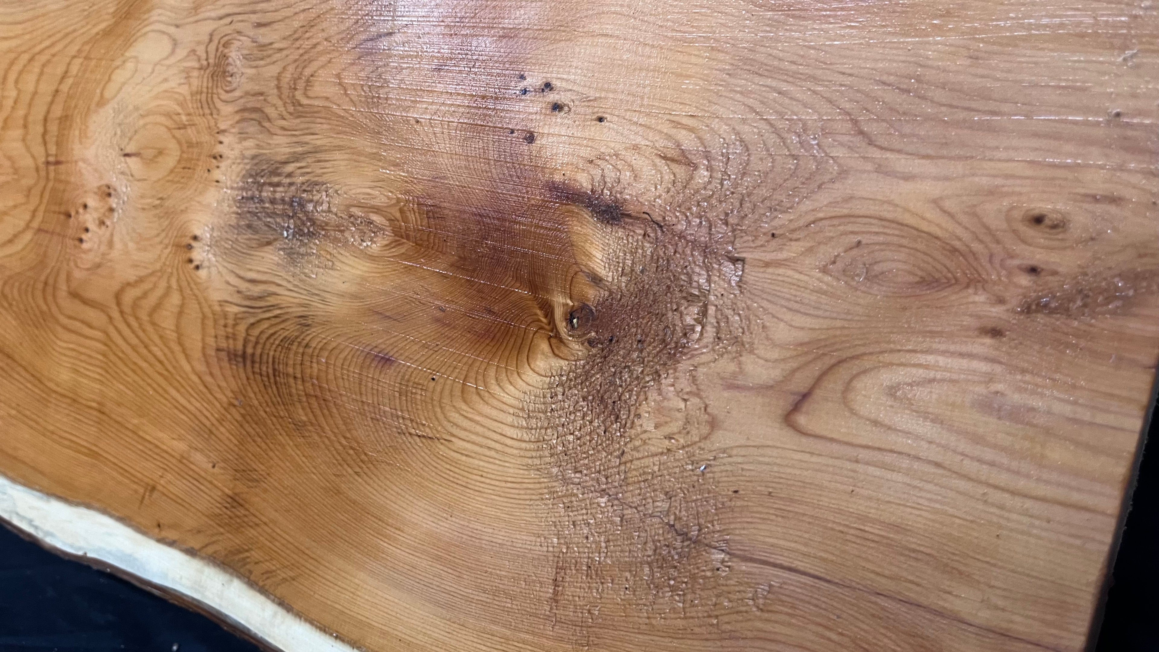 Hardwood yew, slab, resin table blank  986 L x 348 W x 40 D mm    (392)