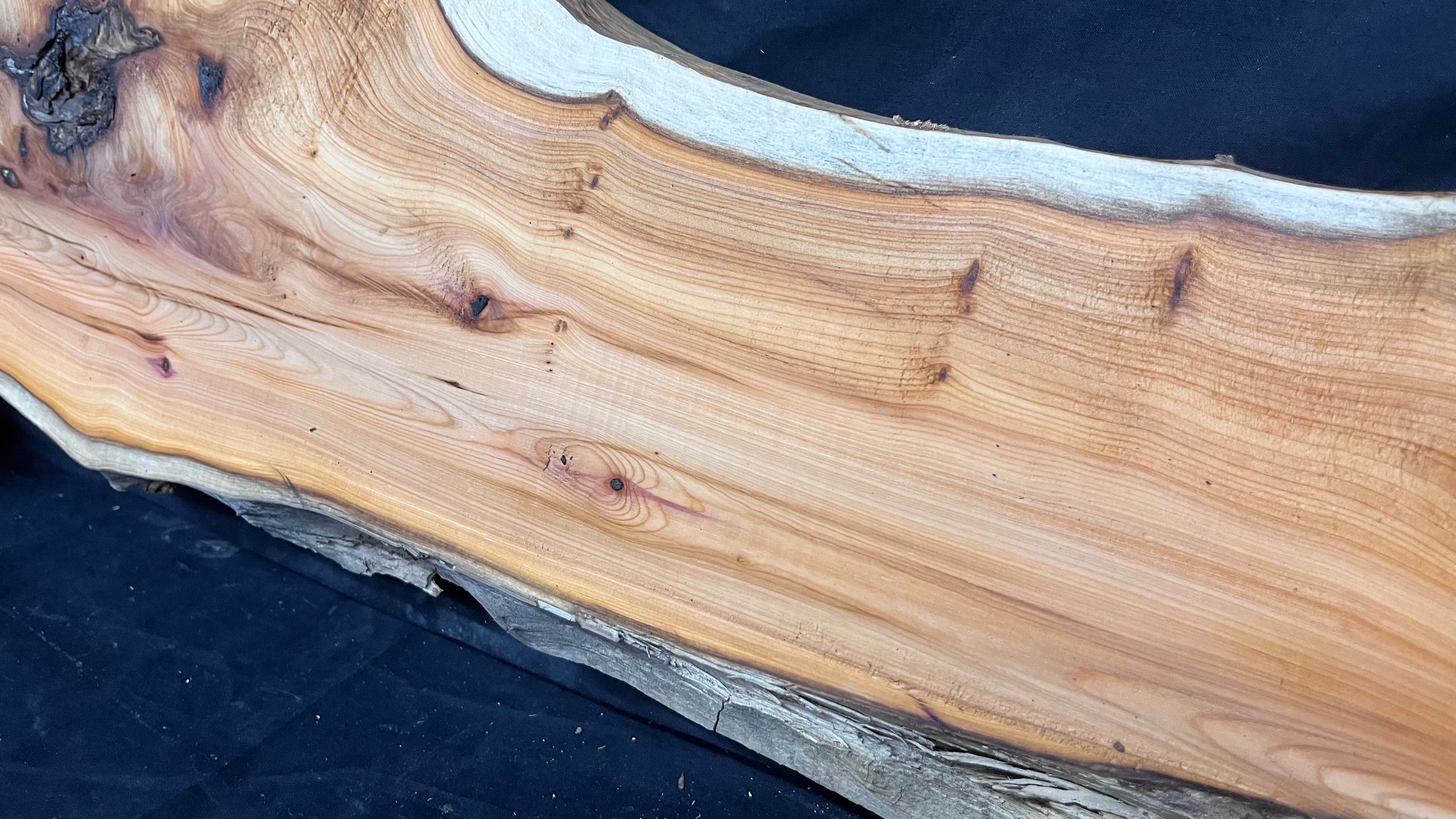 Hardwood yew, slab, resin table blank  1097 L x 340 W x 30 D mm    (399)