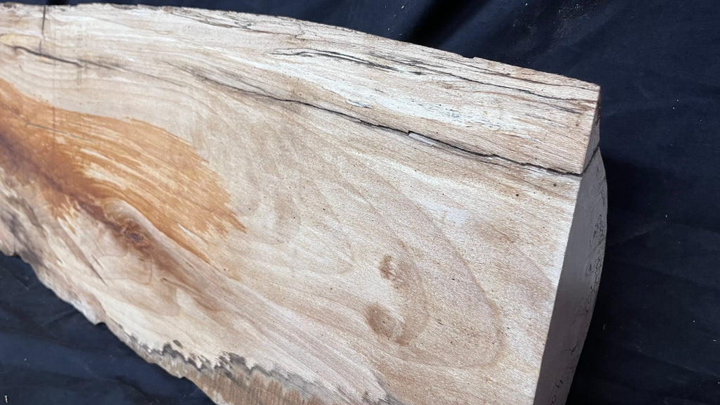 London Plane Mantle 983 L x 334 W x 64 D mm (402)