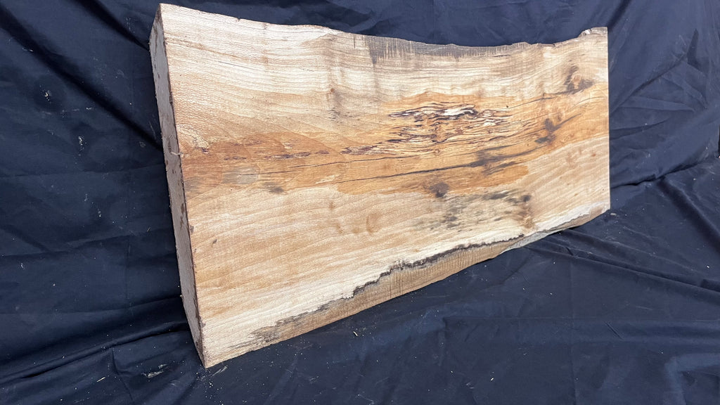 London Plane Mantle 788 L x 394 W x 63 D mm       (405)