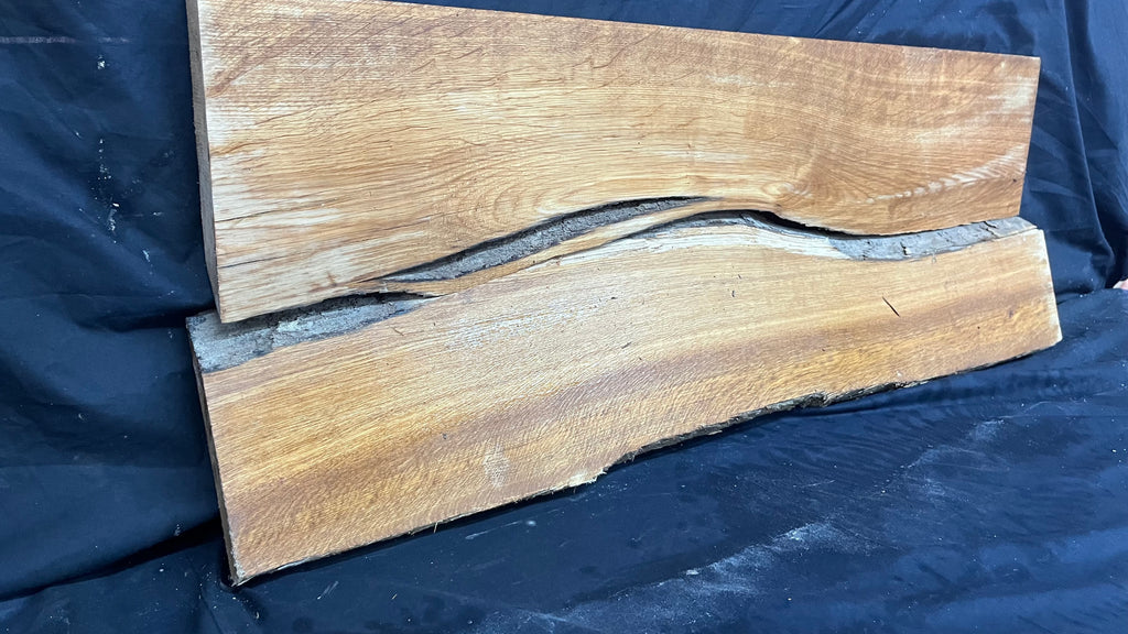 Naturally split brown oak resin table project               (417)