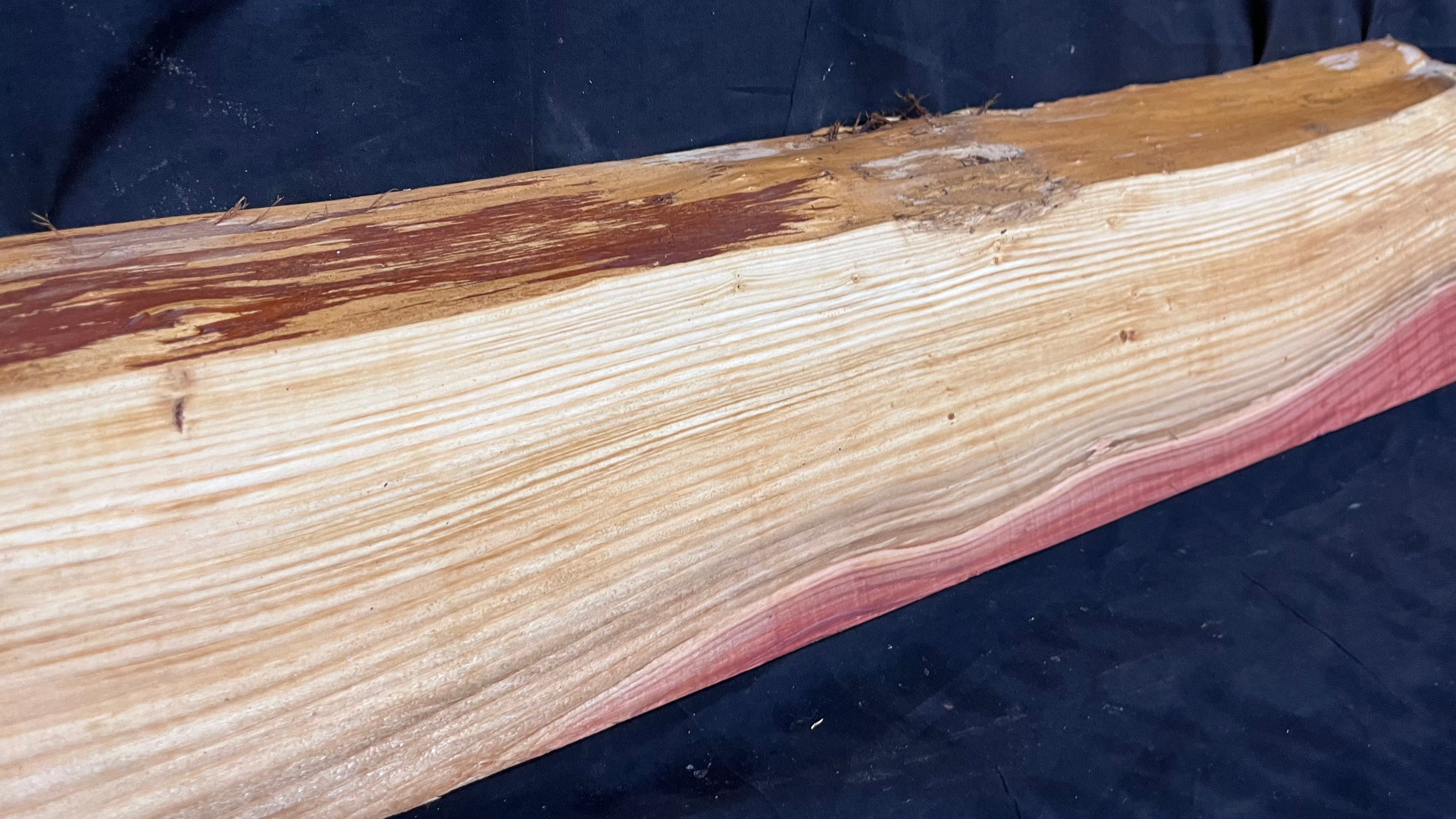 RED CEDAR PLANK, BOARD.  935 L x 179 W x 47 D mm  (419)