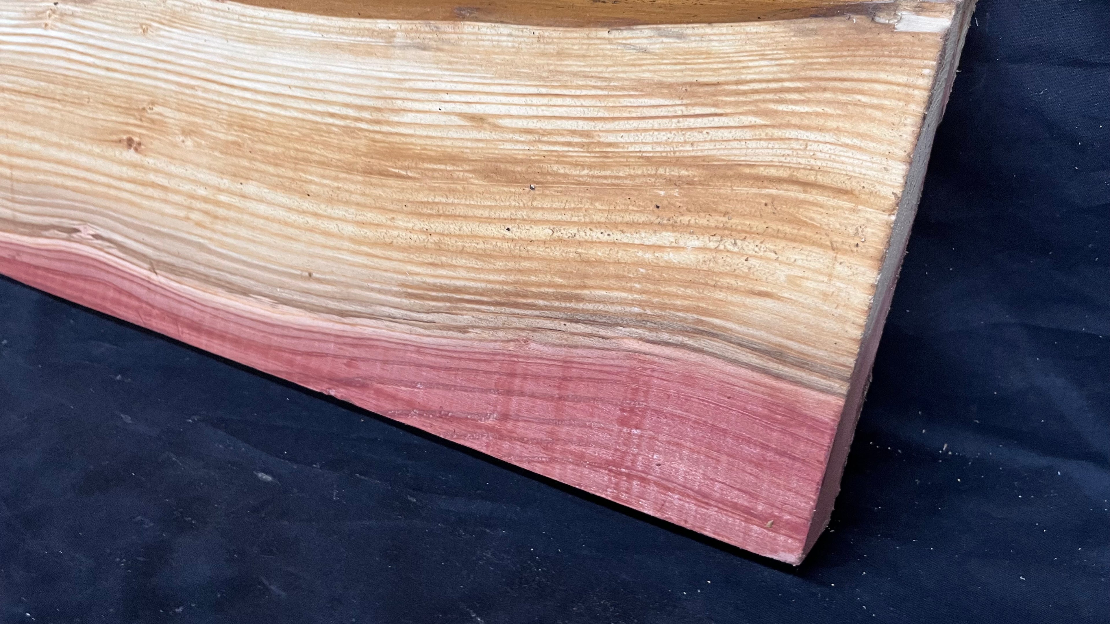 RED CEDAR PLANK, BOARD.  935 L x 179 W x 47 D mm  (419)