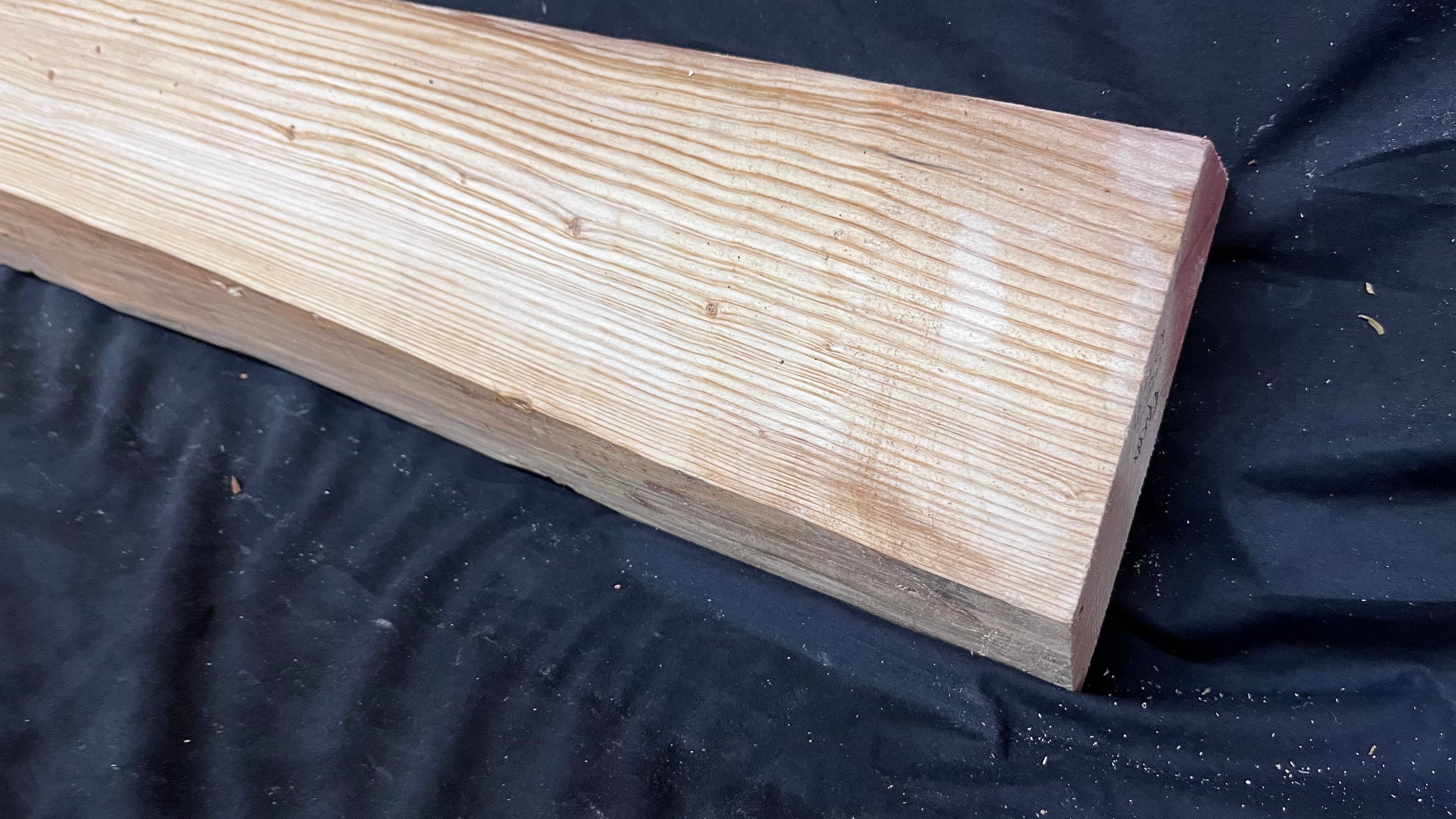 RED CEDAR PLANK, BOARD.  959 L x 174 W x 47 D mm  (420)