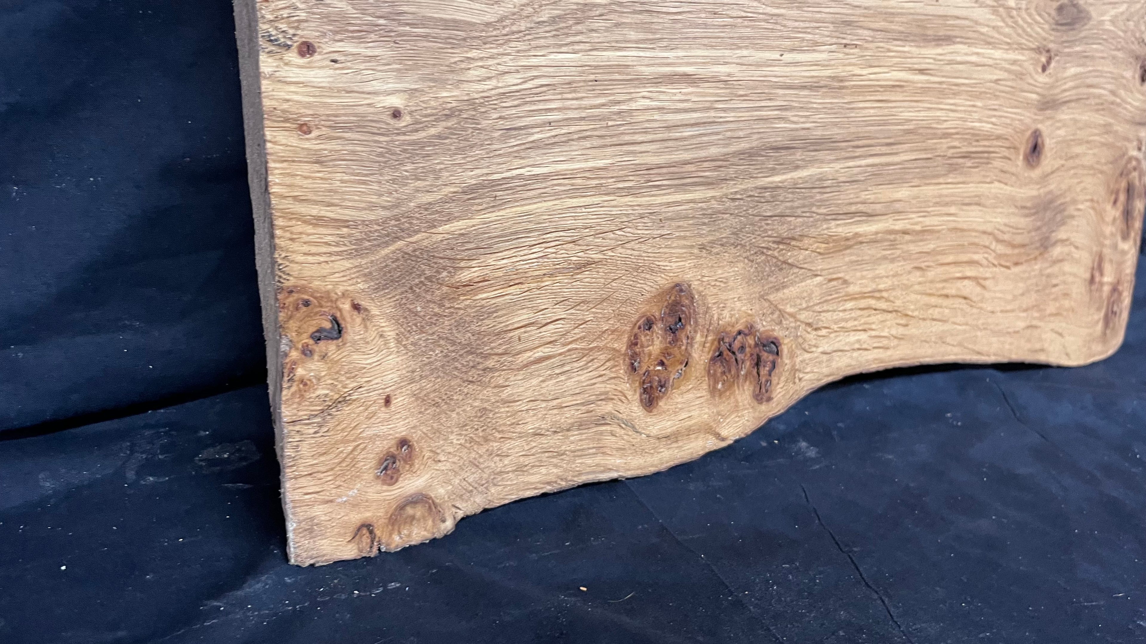 Pippy oak craft wood, 495 L x 426 W x 38 D mm    (423)
