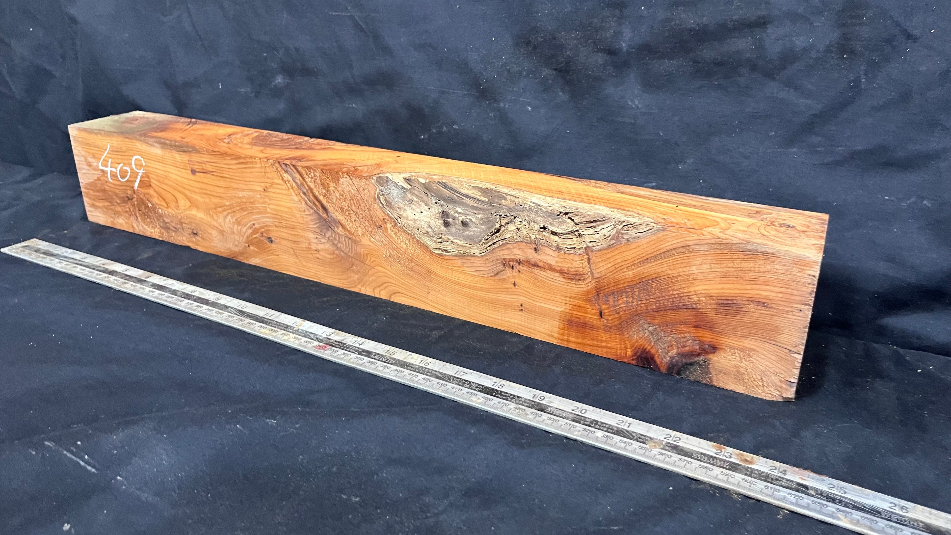 Yew, mantle piece, slab, board, shelf 611 L x 90 W x 68 D mm    (409)