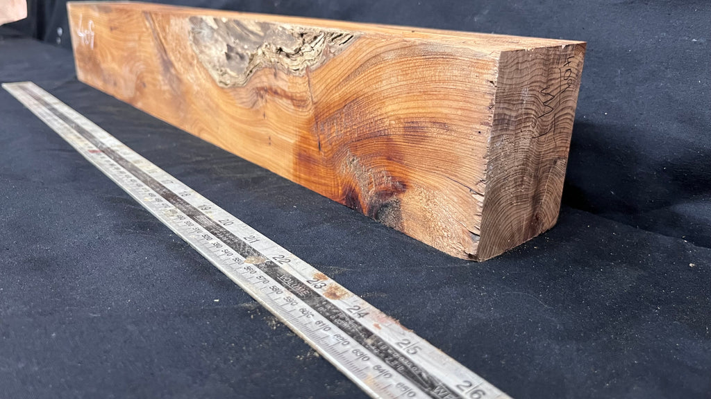 Yew, mantle piece, slab, board, shelf 611 L x 90 W x 68 D mm    (409)