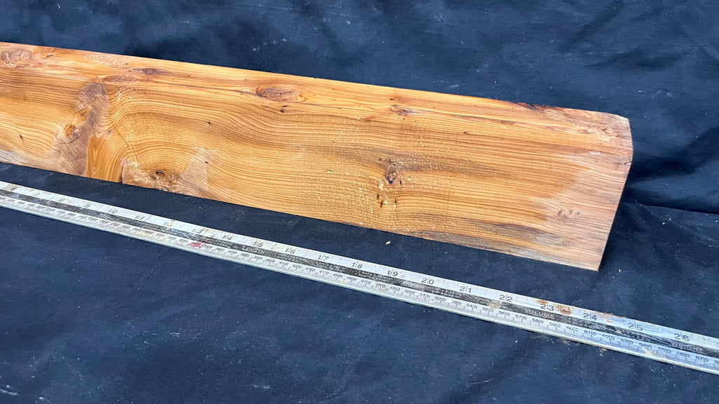 Yew, mantle piece, slab, board, shelf 611 L x 90 W x 68 D mm    (409)