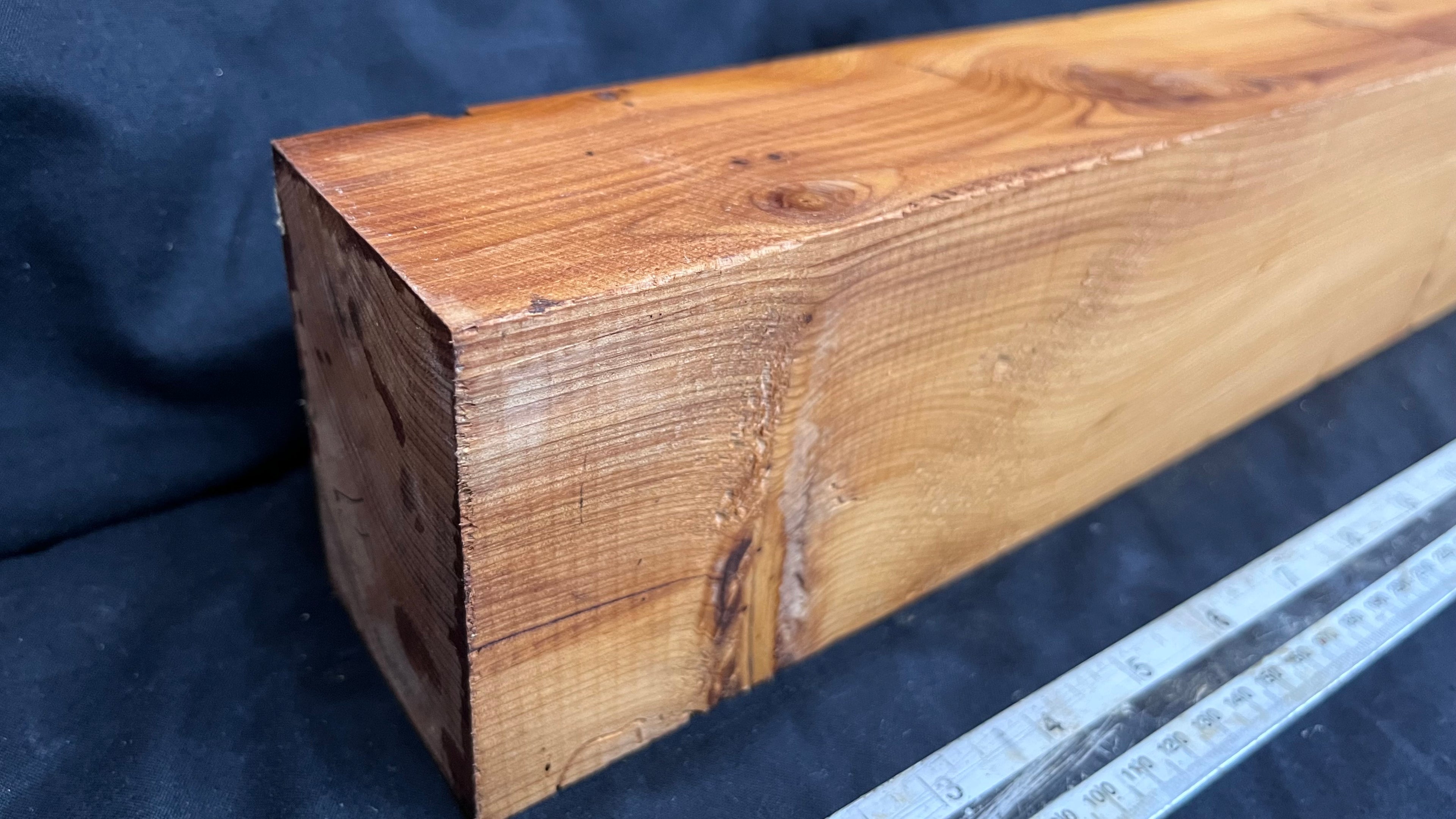 Yew, mantle piece, slab, board, block 605 L x 90 W x 68 D mm    (410mt)