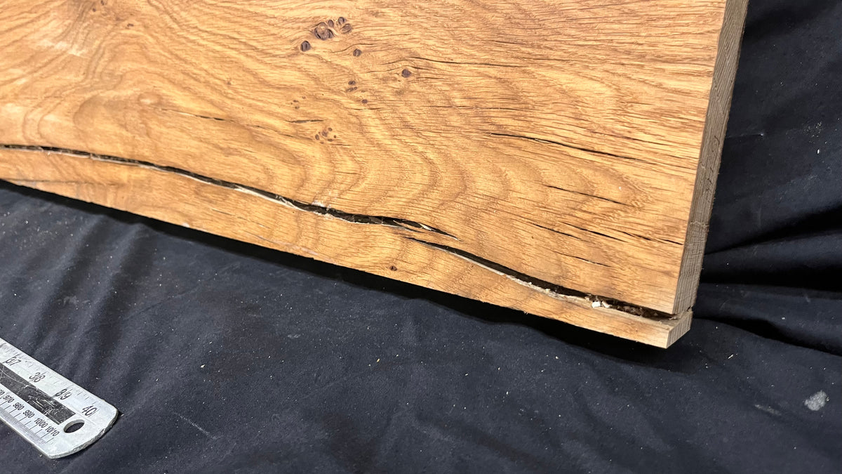 Oak hardwood mantle piece, shelf 1330 L x 195 W x 40 D mm     (676)