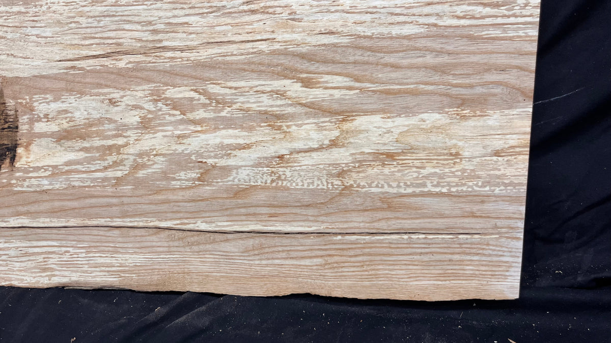 Ash timber boards, shelving 1065 L x 314 W x 28 D mm       (683)