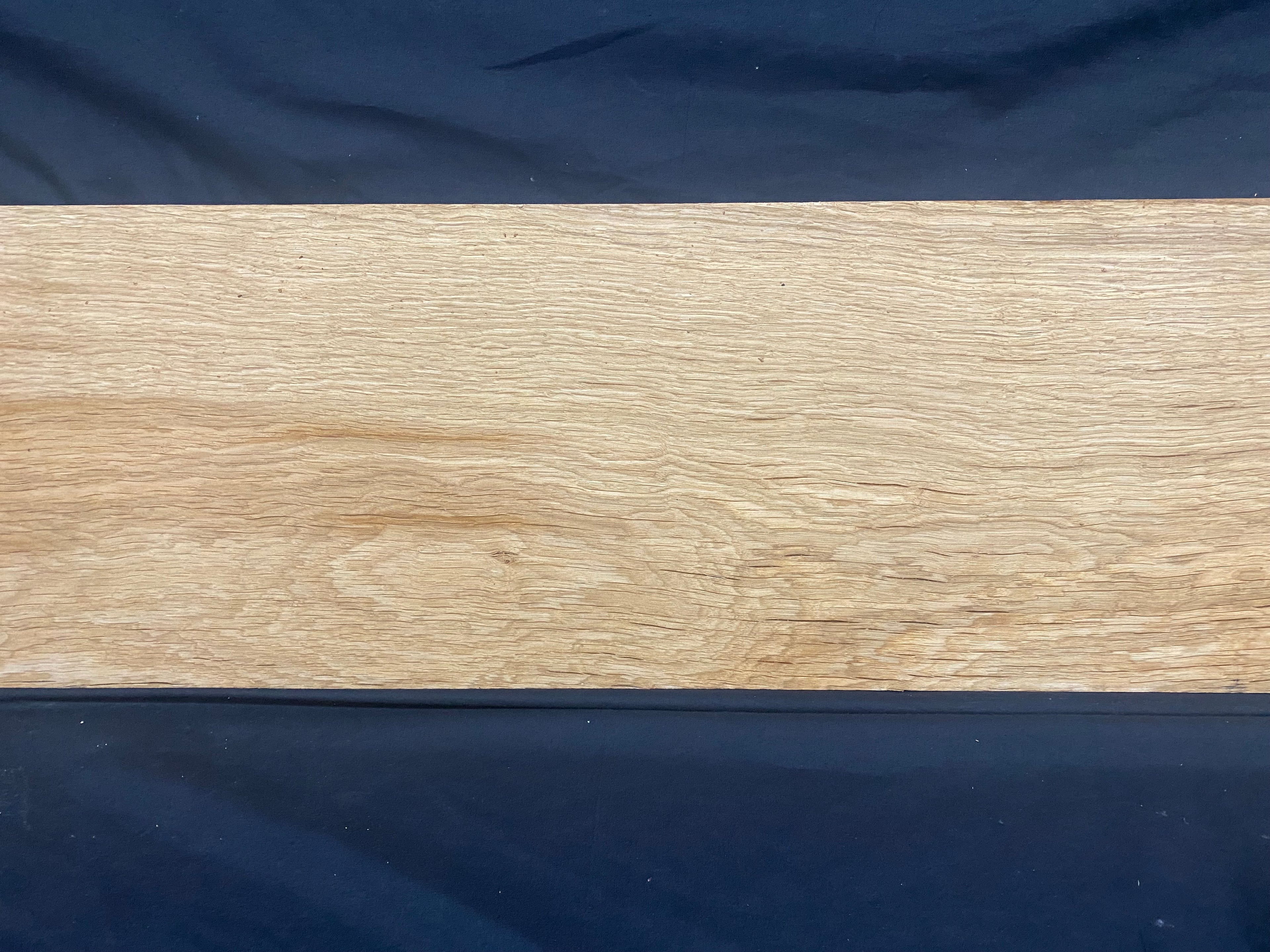 Solid oak plank, board 1180 L x 256 W x 26 D mm (379)