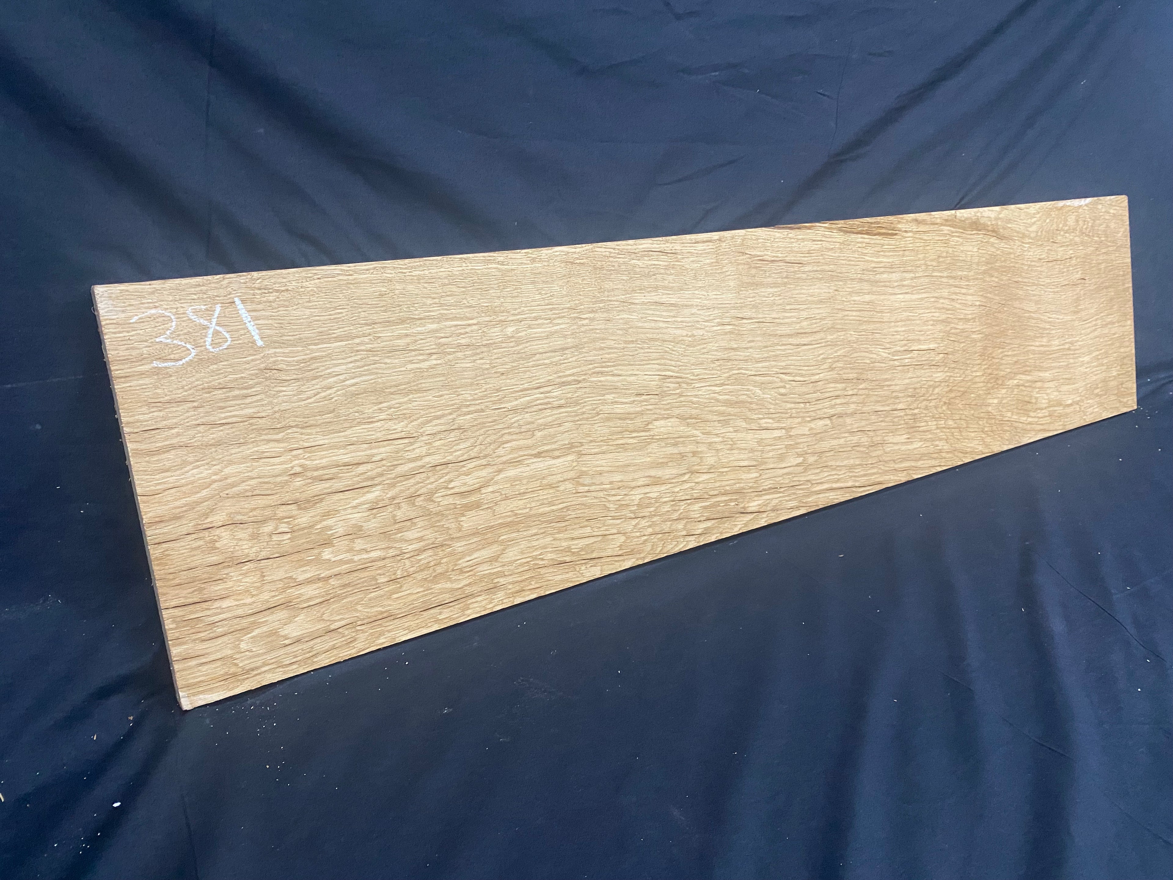 Solid oak plank, shelf, board 1182 L x 277 W x 26 D mm (381)