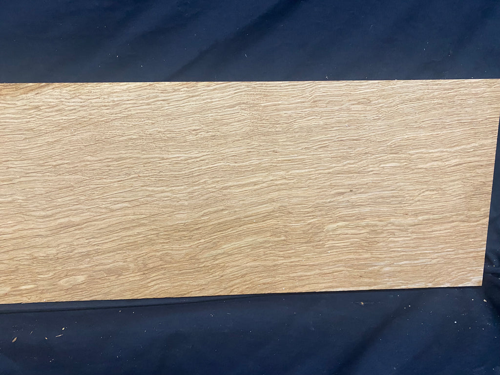 Solid oak plank, shelf, board 1180 L x 225 W x 30 D mm (383)