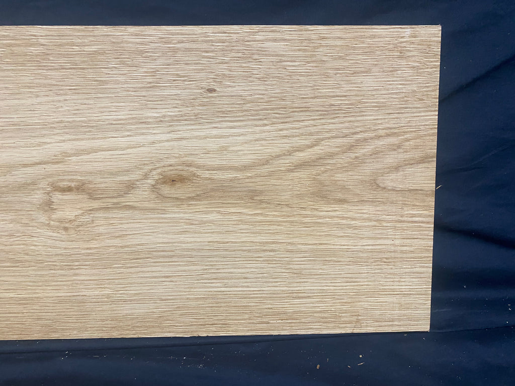 Solid oak plank, shelf, board 612 L x 283 W x 26 D mm (384)