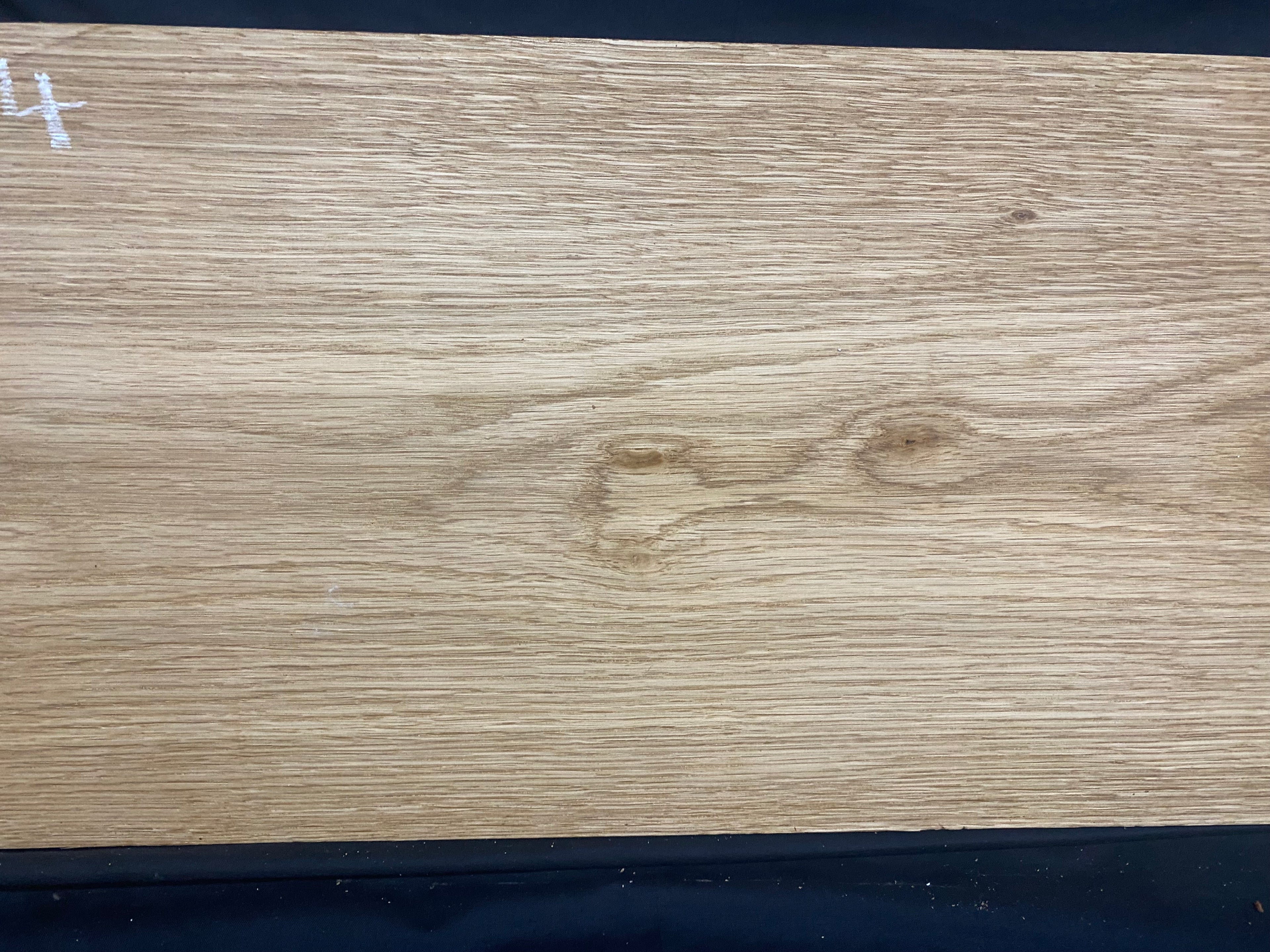 Solid oak plank, shelf, board 612 L x 283 W x 26 D mm (384)