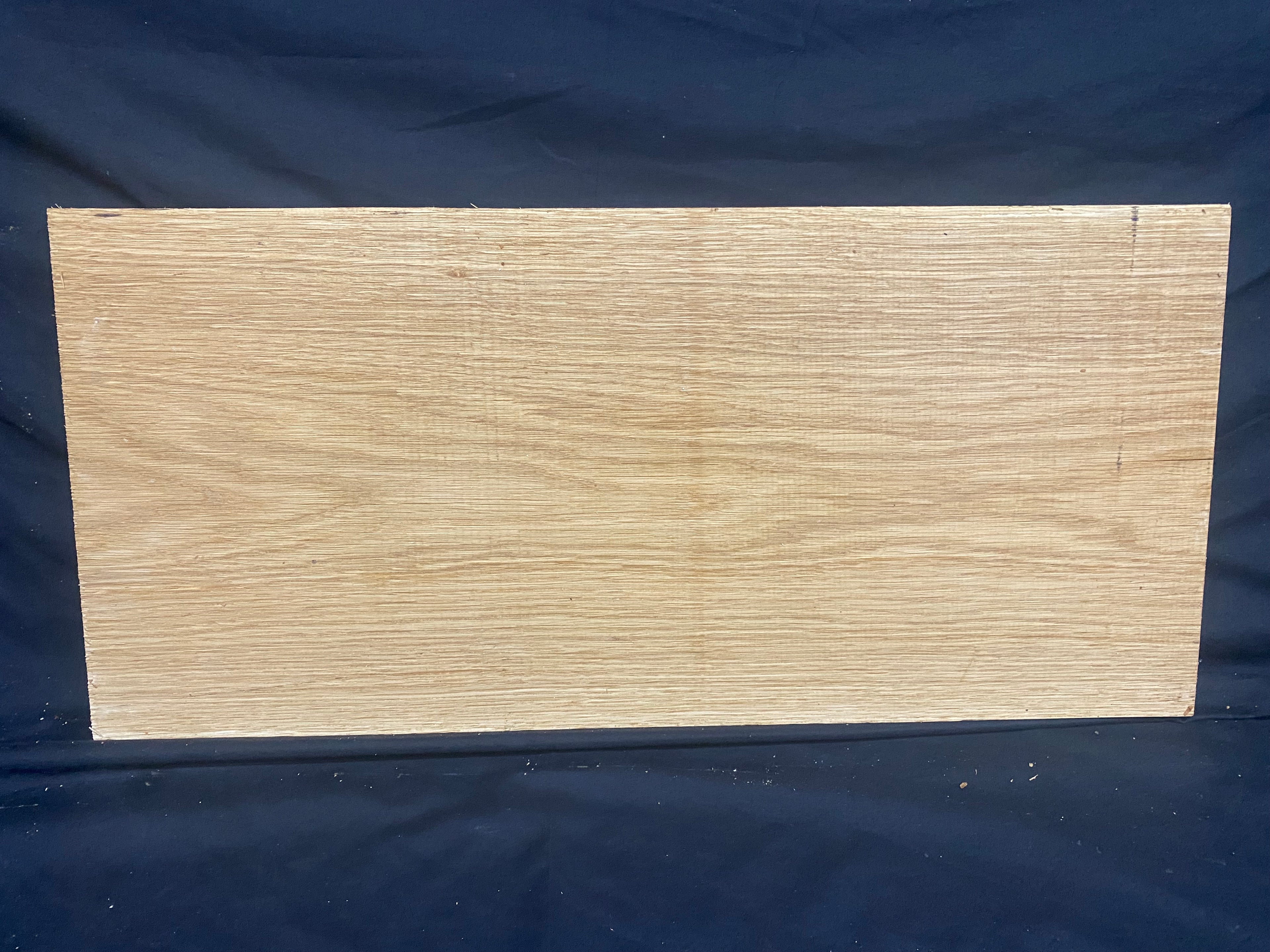 Solid oak plank, shelf, board 612 L x 283 W x 26 D mm (384)