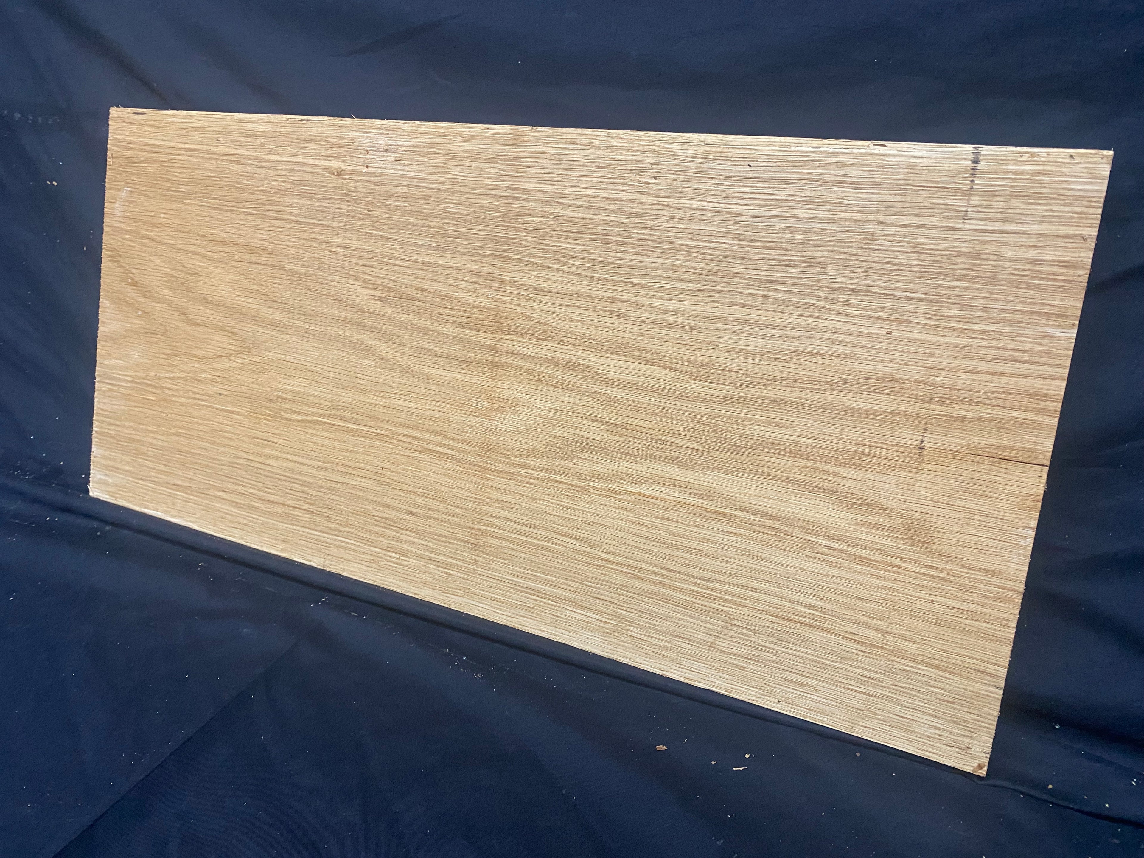 Solid oak plank, shelf, board 612 L x 283 W x 26 D mm (384)