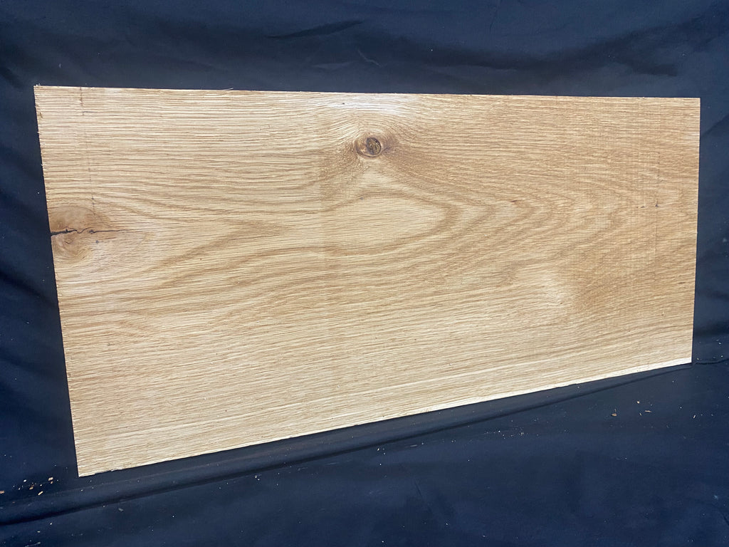 Solid oak plank, shelf, board 610 L x 282 W x 23 D mm (385)