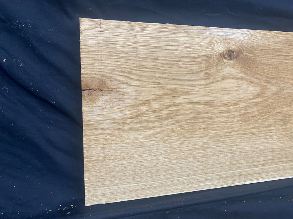 Solid oak plank, shelf, board 610 L x 282 W x 23 D mm (385)