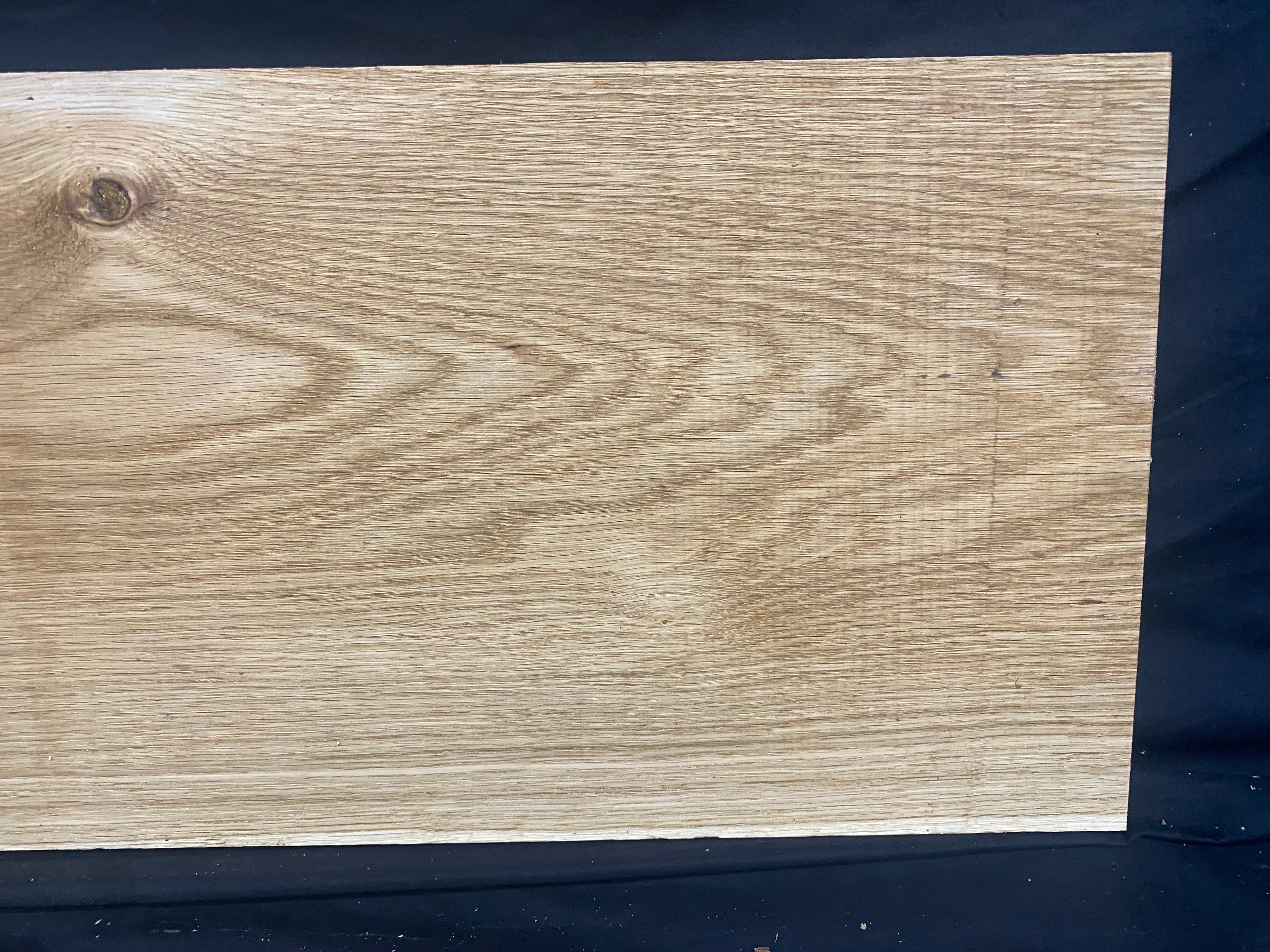 Solid oak plank, shelf, board 610 L x 282 W x 23 D mm (385)