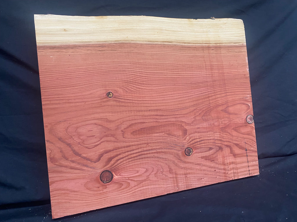 RED CEDAR PLANK, BOARD.  570 L x 466 W x 42 D mm  (371mf)